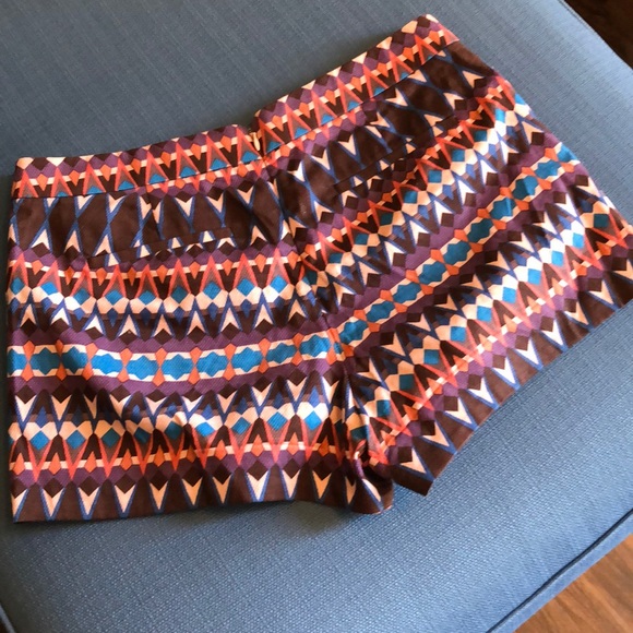 J Crew Women’s Shorts - Picture 3 of 3